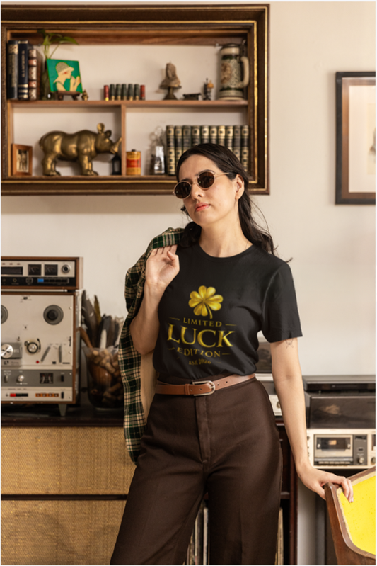 Golden Clover – Limited Luck Edition Korean Minimal Aesthetic Premium Unisex Cotton T-Shirt | 180 GSM – Nayanasaara